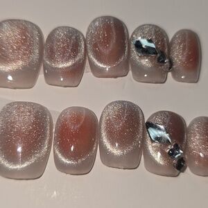 Handmade Short Press On Nails Medium Nude Blush Shimmer Crystal Accent Gel Set